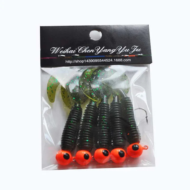 2Pcs/lot  jig hook 5g 6cm soft tail lure bait worm maggot silica fishing tackle grub bait for fishing perch tackle Silicone bait